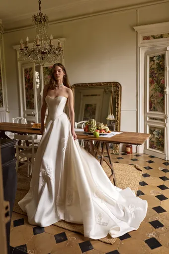 Milla by Lorenzo Rossi Miloura #0 default frontface vertical thumbnail