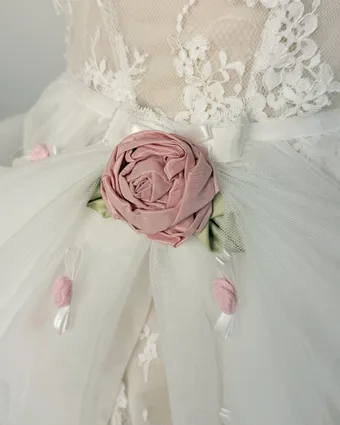 Milla by Lorenzo Rossi Rowelle #9 vertical cropped thumbnail