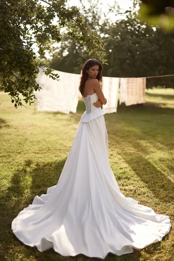 Luce Sposa Dorotea #2 default backface vertical thumbnail