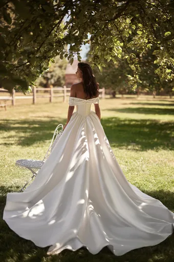 Luce Sposa Elan #3 default backface vertical thumbnail