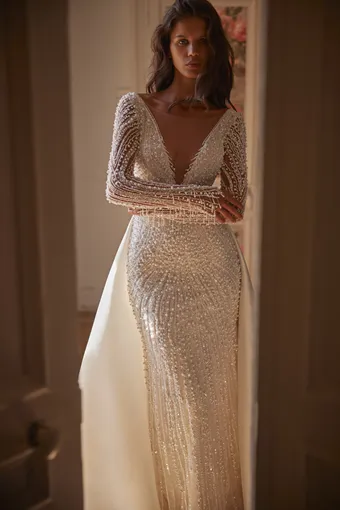 Luce Sposa Elegance #5 frontface vertical cropped thumbnail