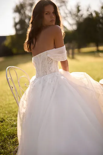 Luce Sposa Evelisse #5 backface vertical cropped thumbnail