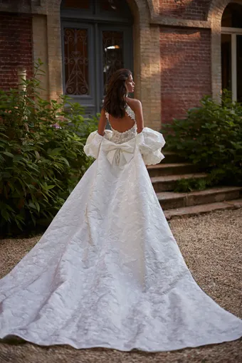 Luce Sposa #4 backface vertical thumbnail