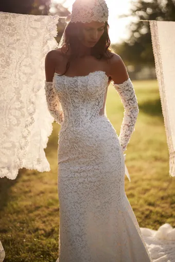 Luce Sposa LunaRose #3 frontface vertical cropped thumbnail