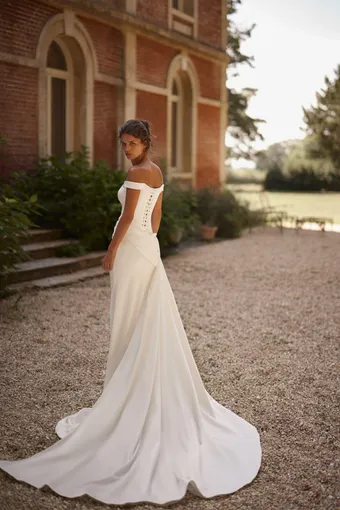 Luce Sposa Nanna #3 default backface vertical thumbnail