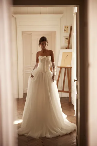 Luce Sposa Poesie #2 frontface vertical thumbnail