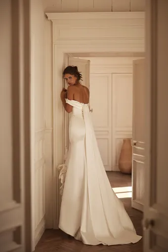 Luce Sposa Rosa #2 default backface vertical thumbnail