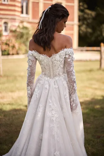 Luce Sposa Solina #3 backface vertical cropped thumbnail