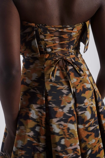 Amsale P902 #9 backface vertical cropped thumbnail