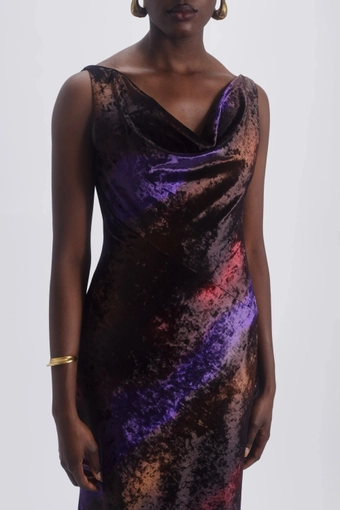 Amsale P907 #3 frontface vertical cropped thumbnail