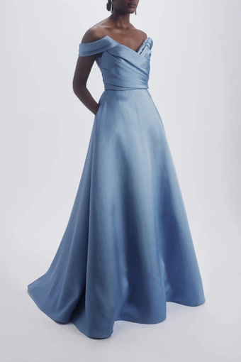 Amsale P909M #1 frontface vertical thumbnail