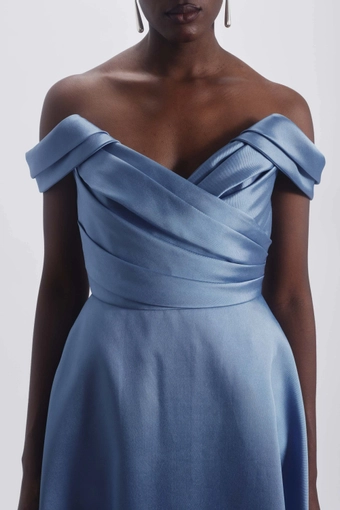 Amsale P909M #3 frontface vertical cropped thumbnail