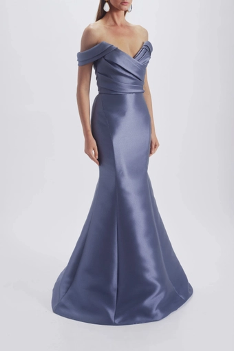 Amsale P910M #1 frontface vertical thumbnail