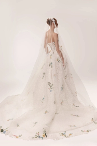 Dany Tabet #Chloe #2 backface vertical thumbnail