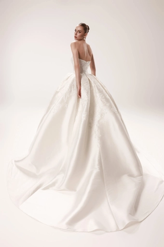 Dany Tabet #Leila #3 default backface vertical thumbnail