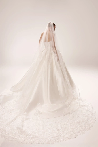 Dany Tabet #Leila #2 backface vertical thumbnail