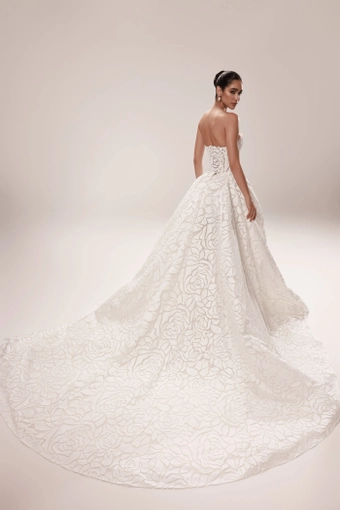 Dany Tabet #Simone #1 default backface vertical thumbnail