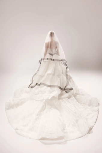 Dany Tabet #Vera #4 backface vertical thumbnail