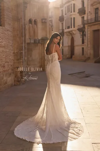 Joelle Olivia Reverie J2319 #3 backface vertical thumbnail