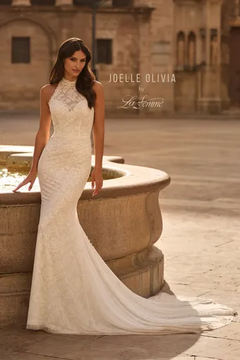 Joelle Olivia Solana J2323 #0 default frontface vertical thumbnail