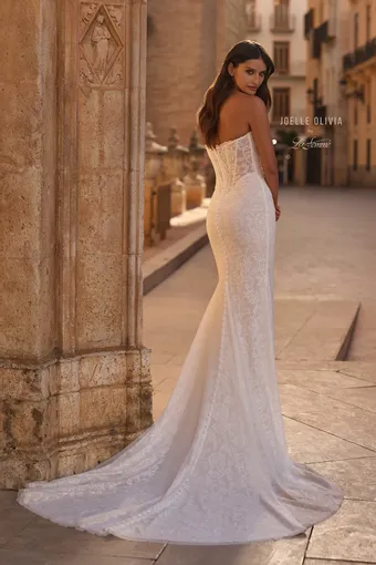 Joelle Olivia Calista J2333 #2 default backface vertical thumbnail