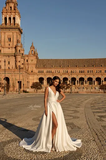 La Femme Style No.B1430 #1 frontface vertical thumbnail