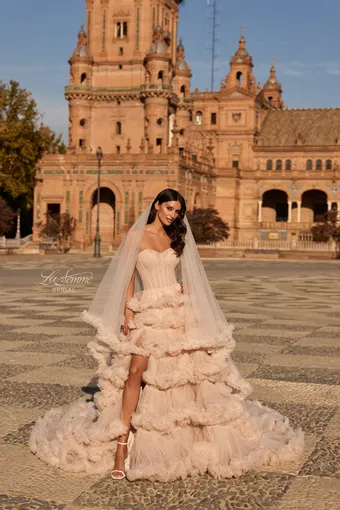 La Femme Style No.B1443 #1 frontface vertical thumbnail