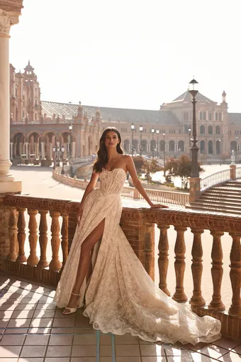 La Femme Style No.B1467 #1 frontface vertical thumbnail