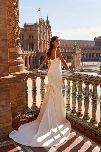 La Femme Style No.B1488 #3 backface vertical thumbnail