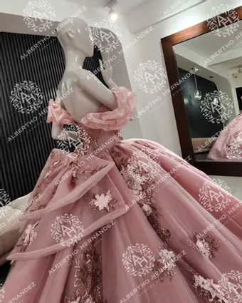 Albertho Hernandez Aura #2 default backface vertical cropped thumbnail