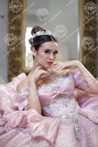 Albertho Hernandez Coquette #2 frontface vertical cropped thumbnail