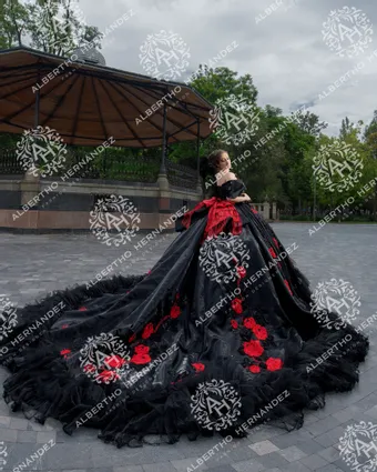 Albertho Hernandez Selena #1 backface vertical thumbnail