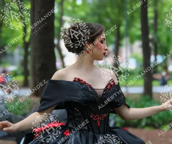 Albertho Hernandez Selena #7 frontface cropped thumbnail