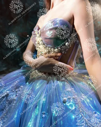 Albertho Hernandez Sirenita #3 frontface vertical cropped thumbnail