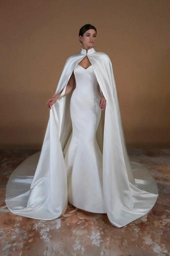 Augusta Jones Elizabeth #2 frontface vertical thumbnail