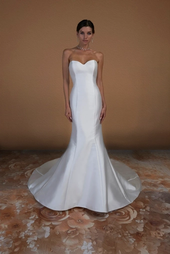 Augusta Jones Lorelai #0 default frontface vertical thumbnail