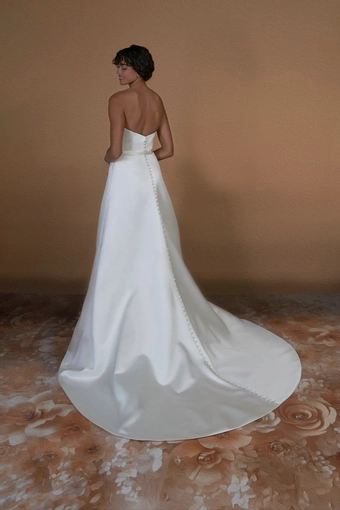 Augusta Jones Brooke #6 backface vertical thumbnail