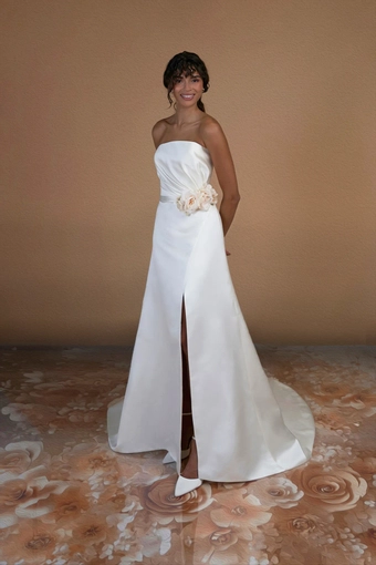 Augusta Jones Brooke #0 default frontface vertical thumbnail