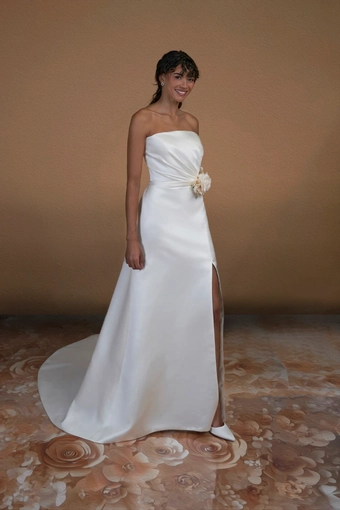 Augusta Jones Brooke #2 frontface vertical thumbnail