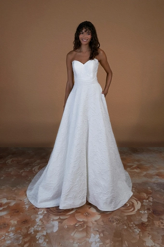 Augusta Jones Rory #0 default frontface vertical thumbnail