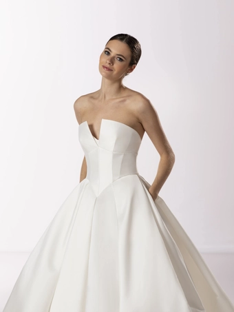 VALENTINI SPOSE  E0909 #2 frontface vertical cropped thumbnail