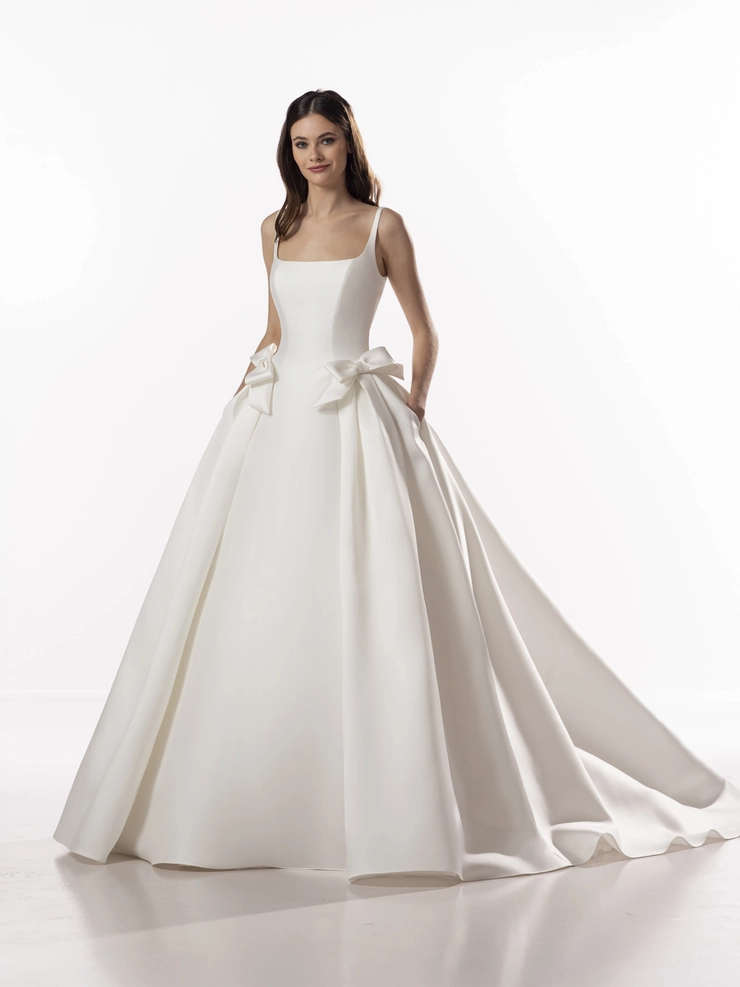 Valentini Style #E0910 Default Thumbnail Image