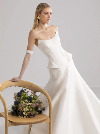 VALENTINI SPOSE  E0917 #6 frontface vertical cropped thumbnail