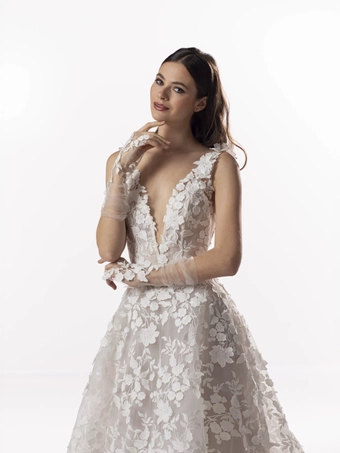 Valentini #V1423 #2 frontface vertical cropped thumbnail