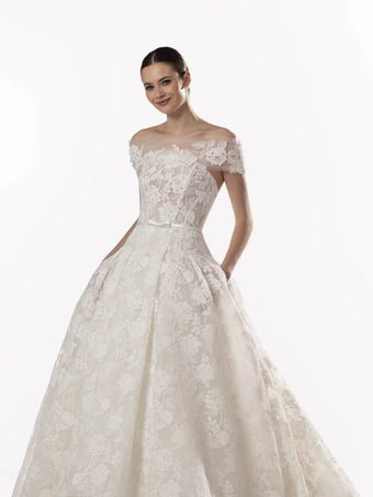 Valentini Style #V1440 #5 frontface vertical cropped thumbnail