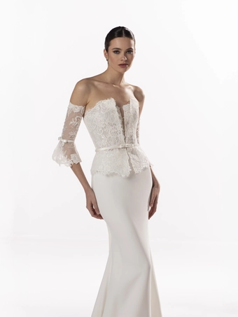 Valentini #V1441 #2 frontface vertical cropped thumbnail