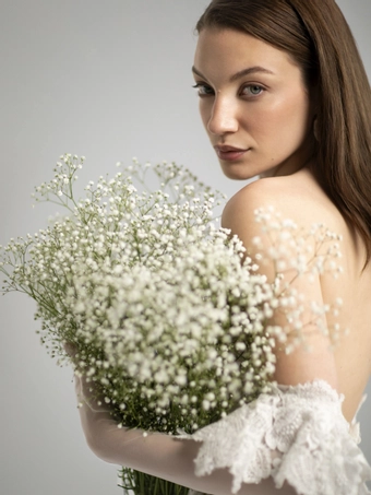 Valentini #V1442 #13 backface vertical cropped thumbnail