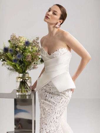 Valentini #V1450 #10 frontface vertical cropped thumbnail