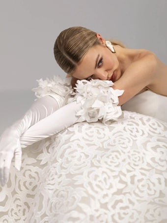 Valentini #V1452 #8 vertical cropped thumbnail