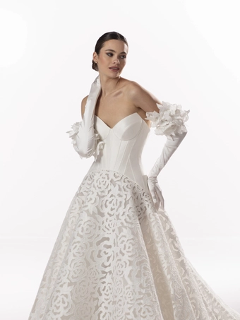 Valentini #V1452 #4 frontface vertical cropped thumbnail